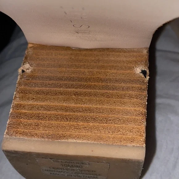 Donated to homeless - Picture 5 of 6